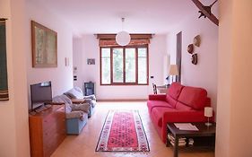 Peaceful Portello home